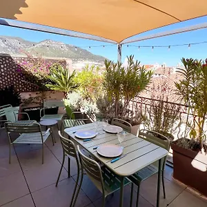 2 Pieces Avec Grande Terrasse - Centre De Toulon