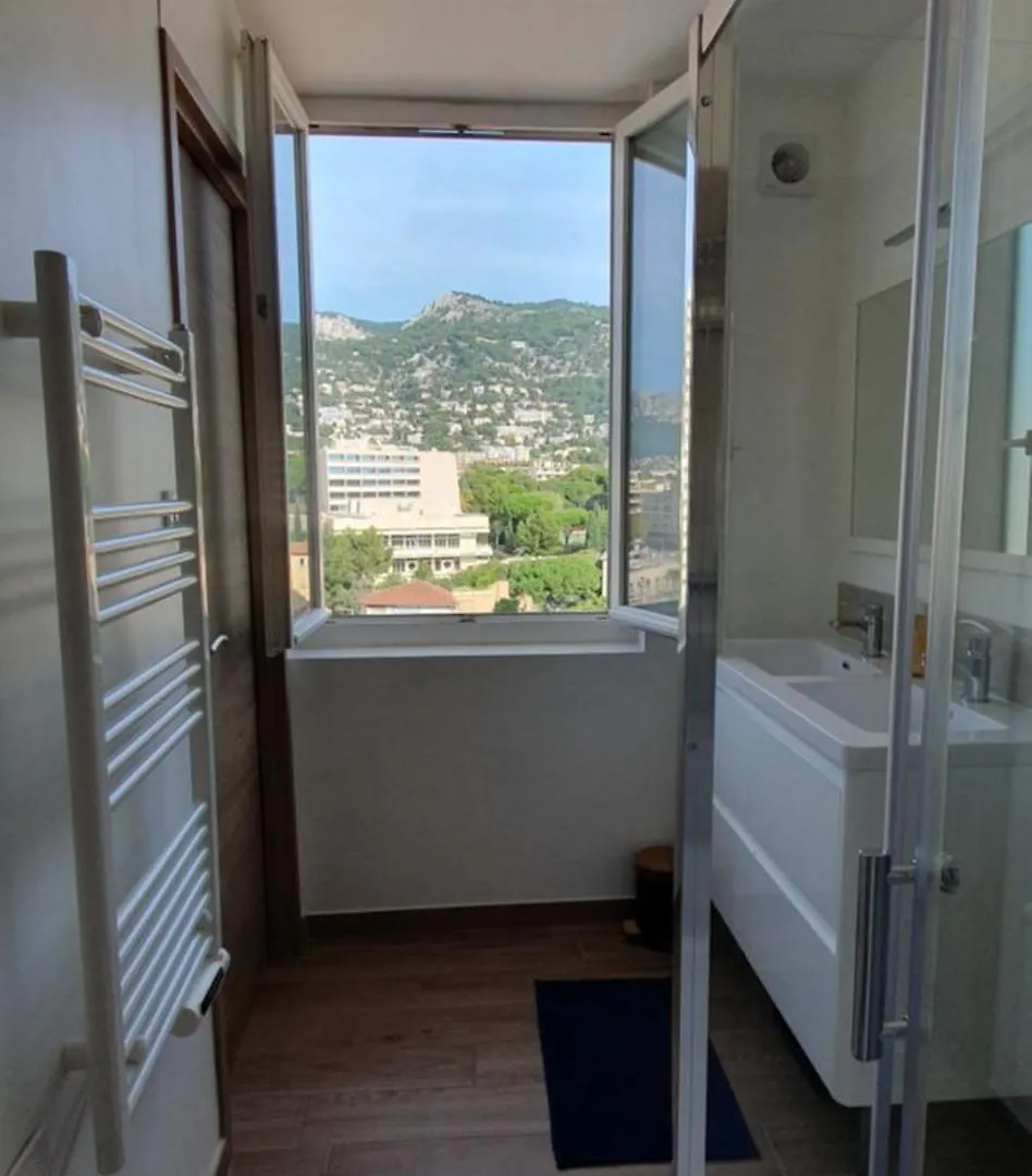 Apartment Panoramic Sea View, Walk To Train Station And Port - Vue Mer Panoramique, Gare Et Port A Pied France