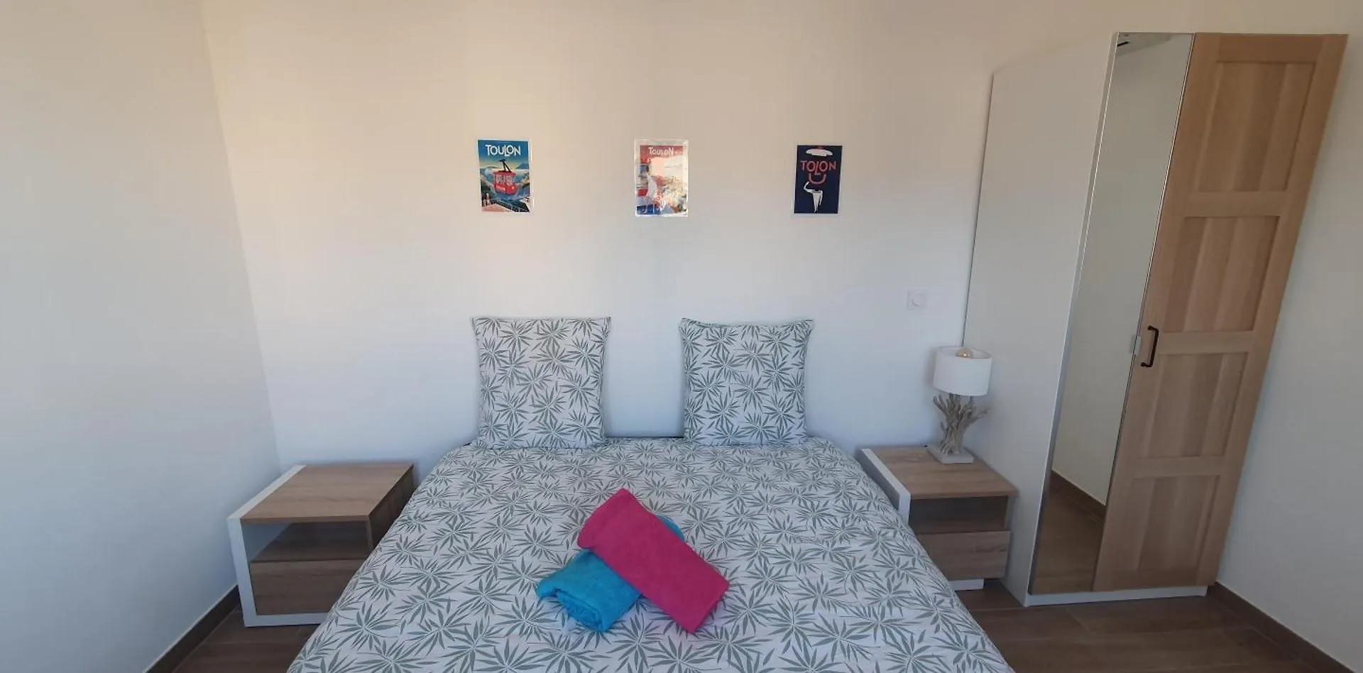 Panoramic Sea View, Walk To Train Station And Port - Vue Mer Panoramique, Gare Et Port A Pied Apartment Toulon
