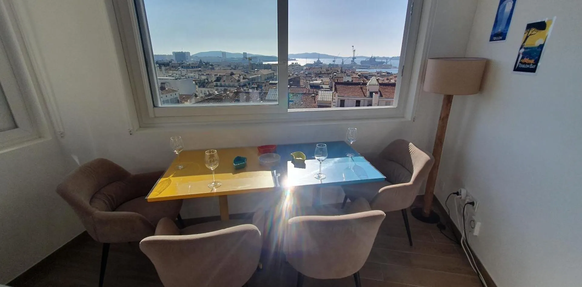 Panoramic Sea View, Walk To Train Station And Port - Vue Mer Panoramique, Gare Et Port A Pied Apartment