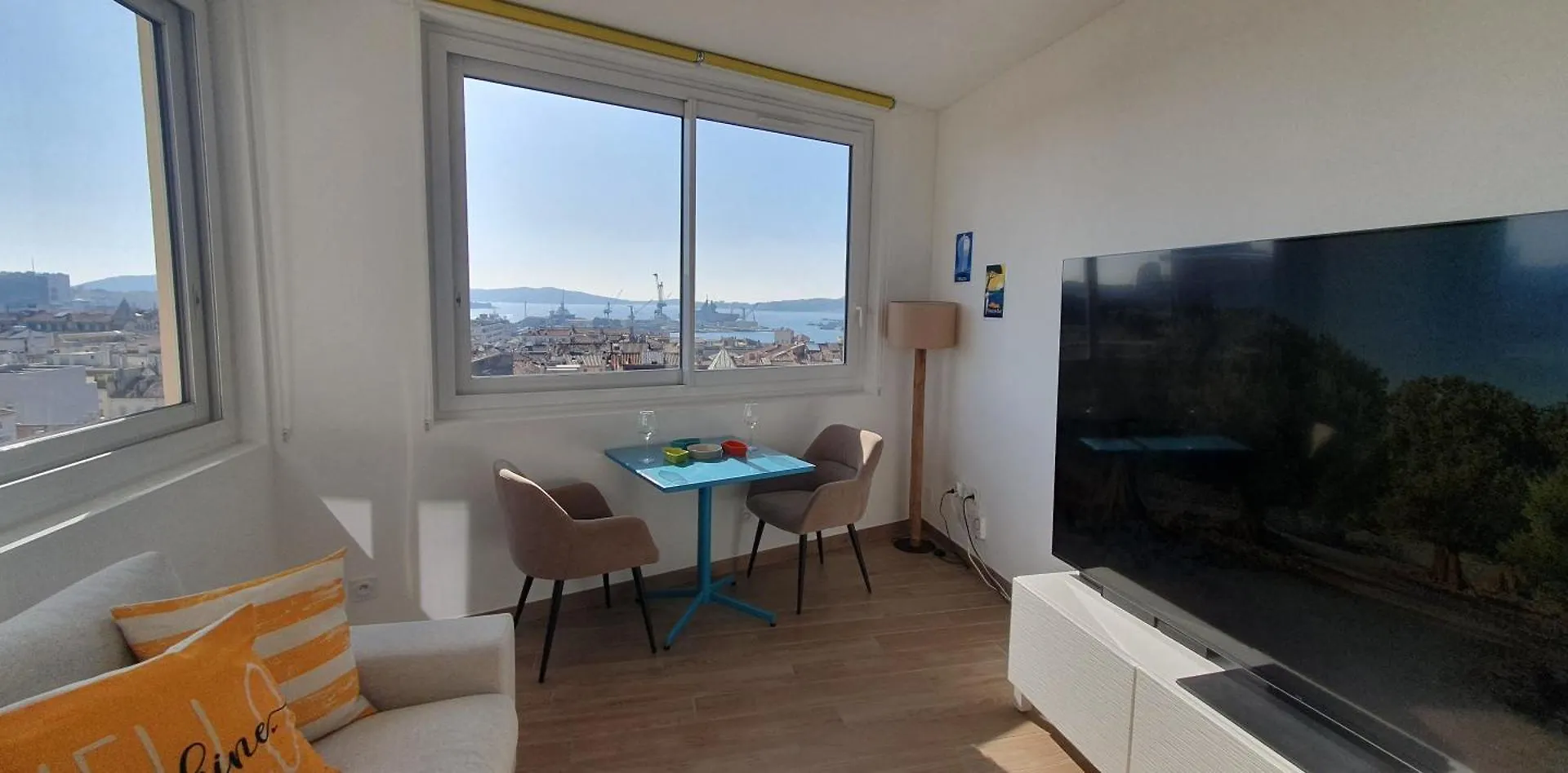 Panoramic Sea View, Walk To Train Station And Port - Vue Mer Panoramique, Gare Et Port A Pied 0*, Toulon